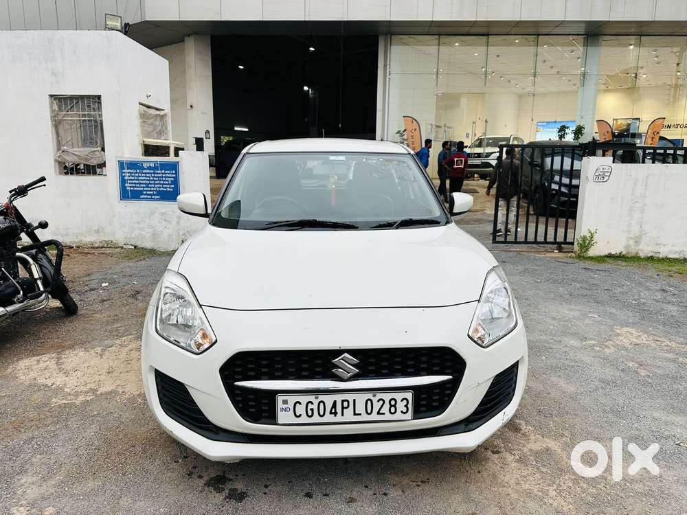 Maruti Suzuki Swift Vxi + Manual, 2023, Petrol