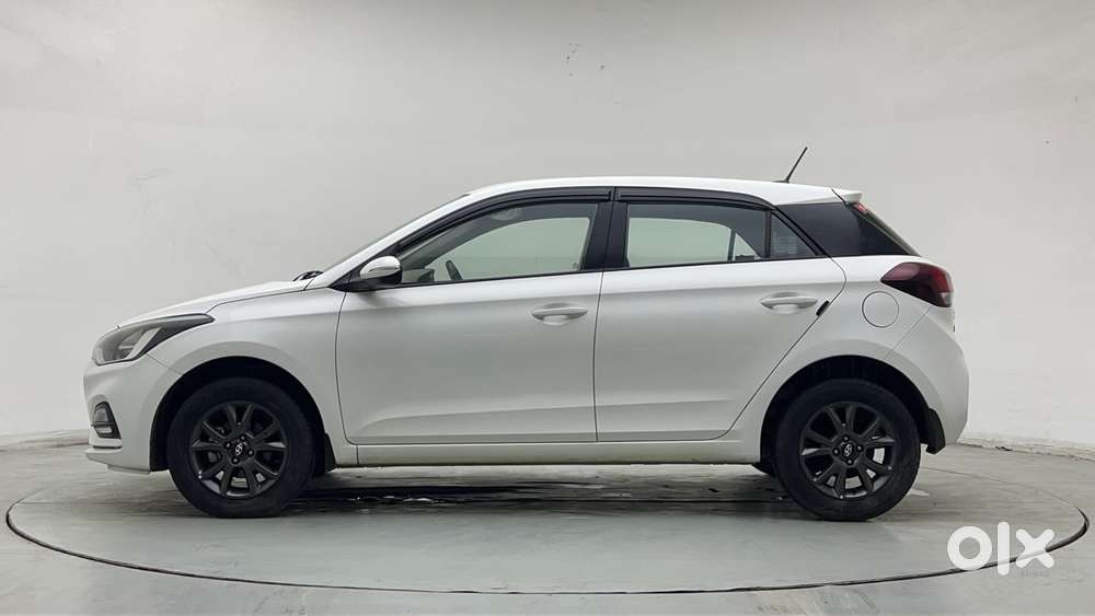 Hyundai Elite I20 Sportz Plus, 2019, Petrol