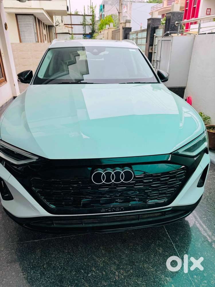 Audi Q8 E-tron 2024 Electric 14000 Km Driven
