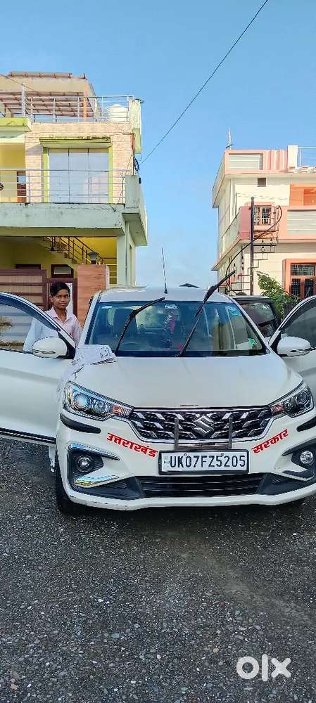 Maruti Suzuki Ertiga Vxi 2025