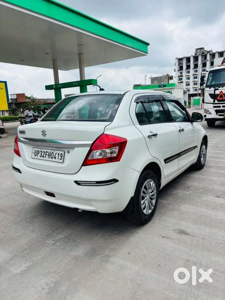 Maruti Suzuki Swift Dzire 1.2 Vxi Bsiv, 2013, Petrol