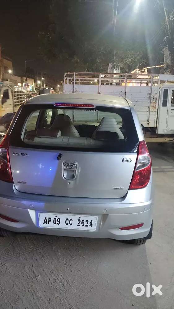 Hyundai I10 Sportz Petrol Automatic 2011
