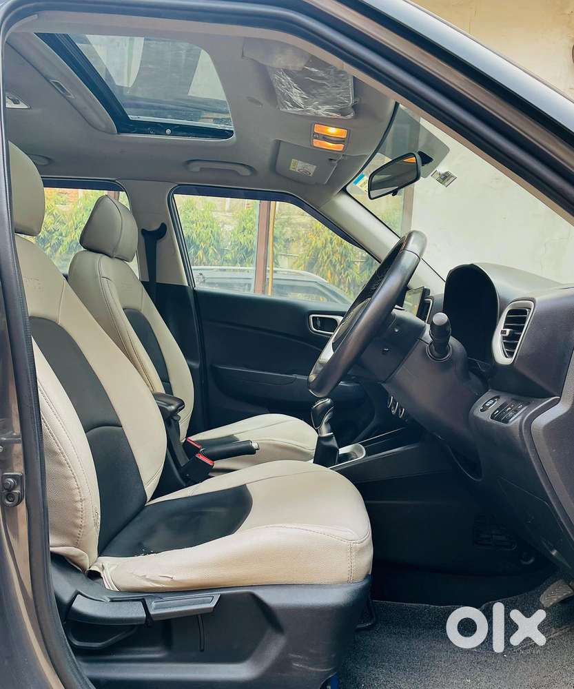 Hyundai Venue Sx (o) Mt 1.5 Diesel, 2022, Diesel