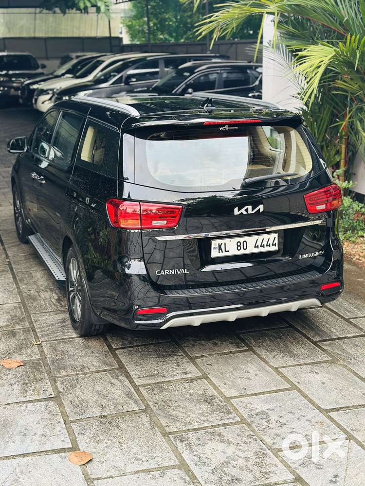 Kia Carnival Limousine Plus 7 Str, 2022, Diesel