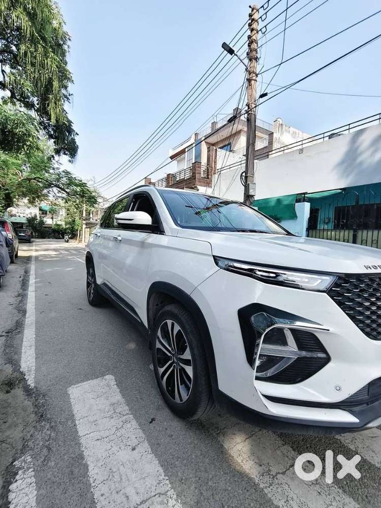 Mg Hector Plus 1.5 Sharp Turbo Cvt 6 Str, 2021, Petrol