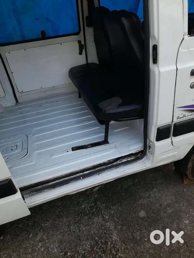 Maruti Suzuki Omni 5 Seater 2006