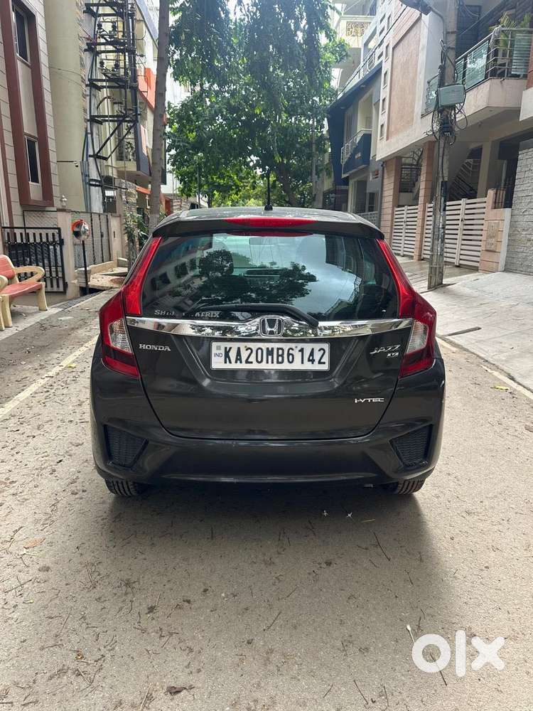 Honda Jazz V Automatic, 2017, Petrol