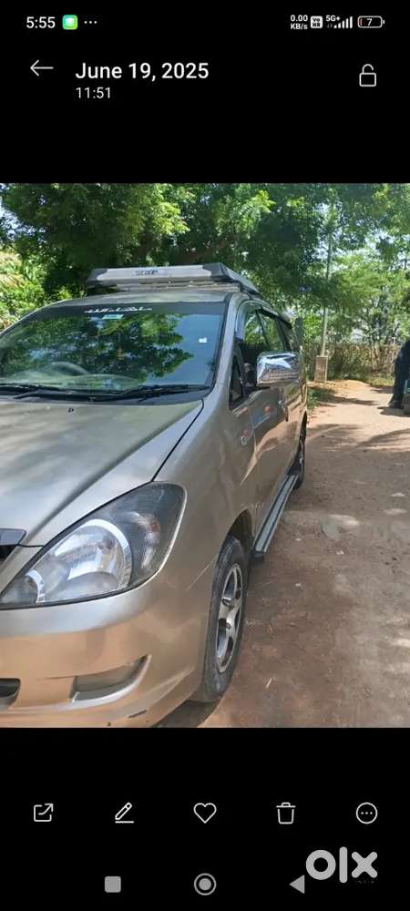 Toyota Innova 2007 V