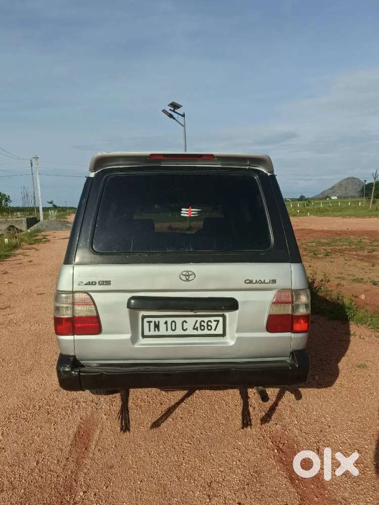 Toyota Qualis 2001 Diesel Well Maintained