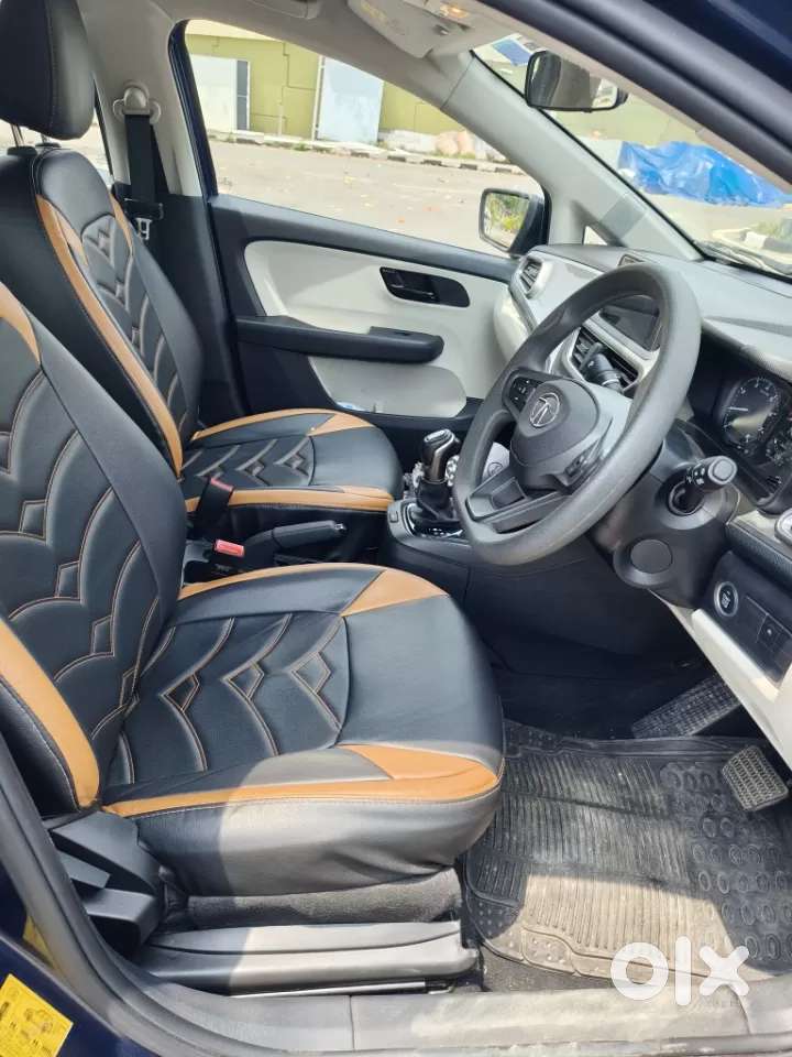 Tata Altroz Xta Petrol, 2022, Petrol