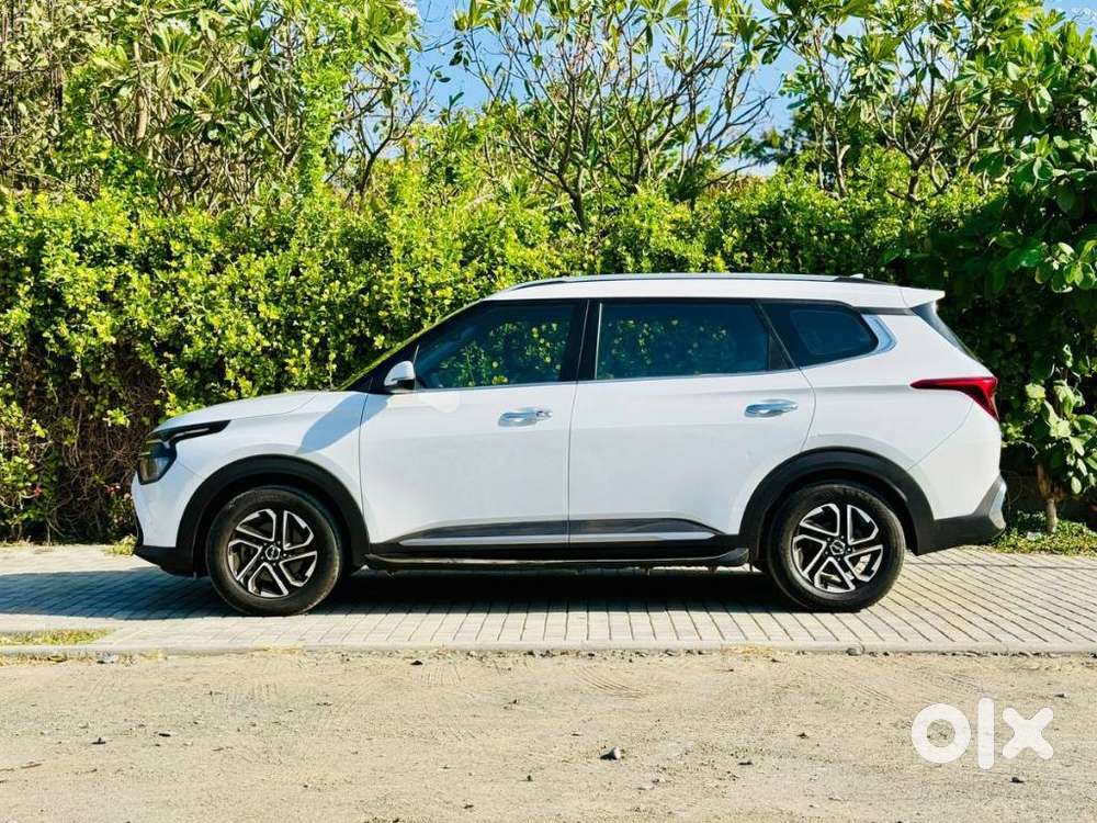 Kia Carens 1.4 Luxury Plus 6 Str, 2022, Petrol