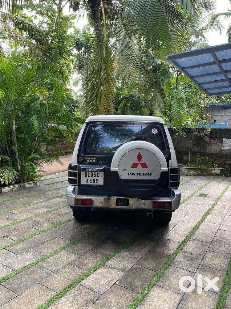 Mitsubishi Pajero 2009