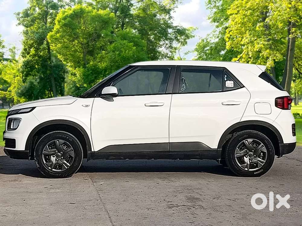 Hyundai Venue E 1.2 Petrol, 2025, Petrol