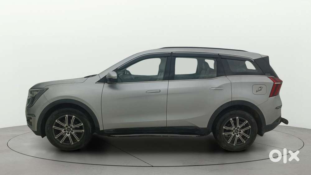 Mahindra Xuv700 2.0 Ax 7 Petrol At Str, 2023, Diesel