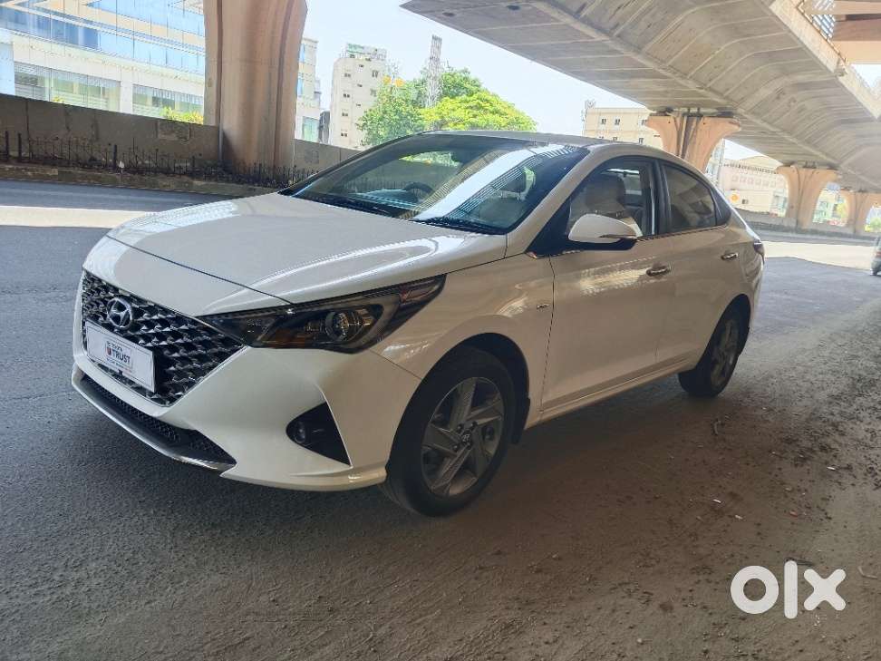 Hyundai Verna Crdi Vgt Sx 1.5, 2022, Petrol