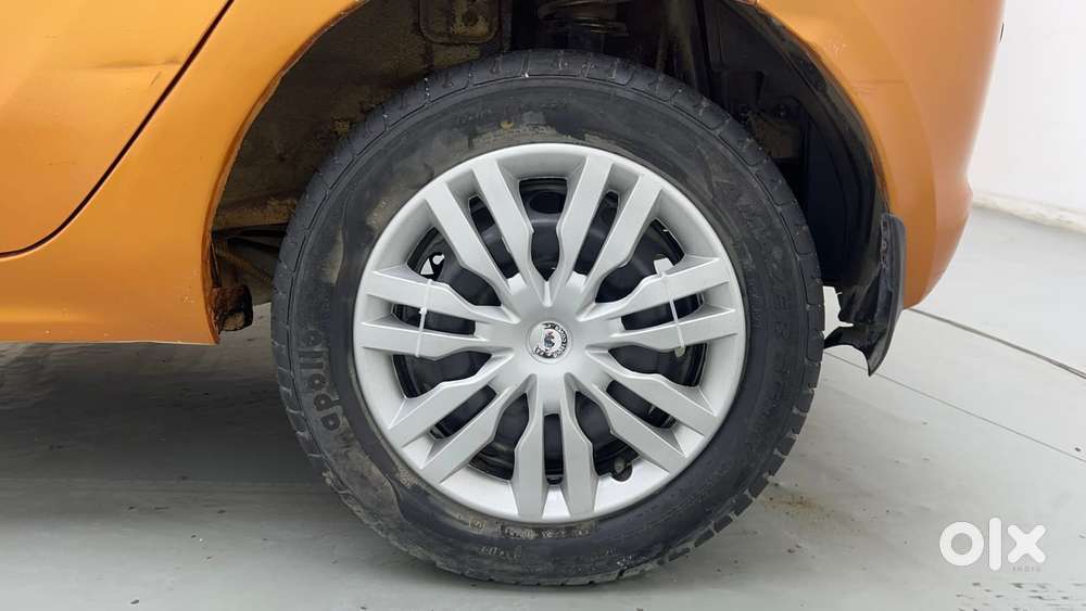 Tata Tiago 1.2 Revotron Xt, 2018, Petrol
