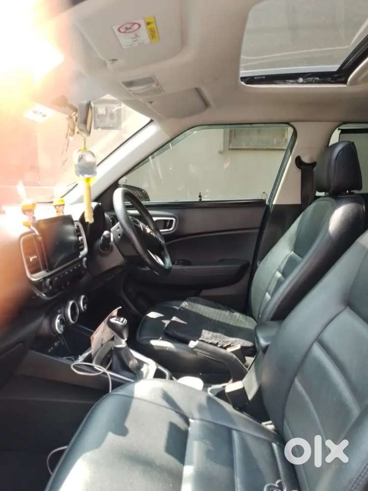 Hyundai Venue 2022 Diesel Well Maintained