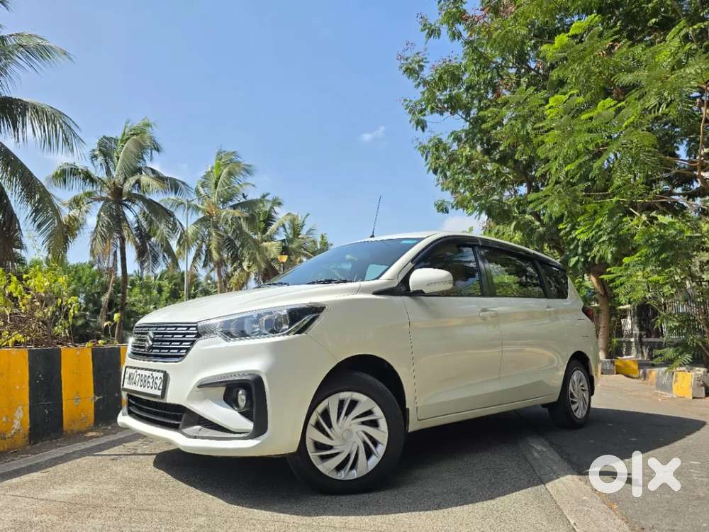Maruti Suzuki Ertiga Vxi At, 2022, Petrol