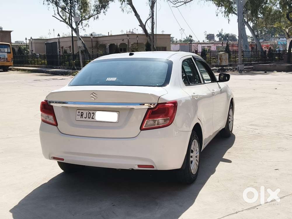 Maruti Suzuki Dzire 1.2 Vxi Cng, 2022, Cng & Hybrids