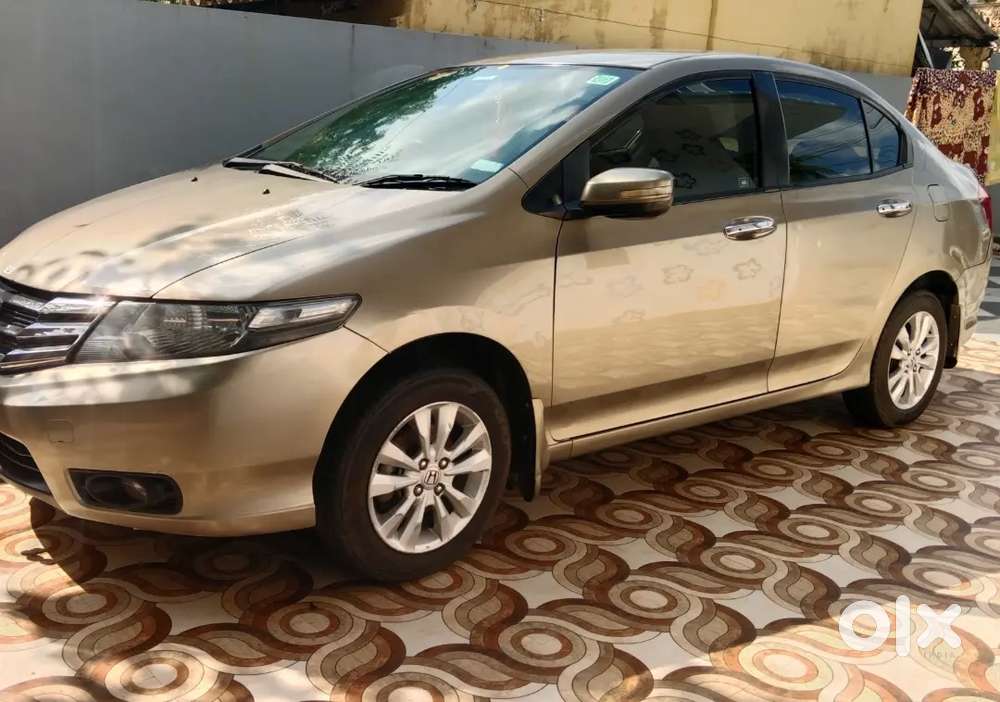 Honda City 2013 Cng & Hybrids 120000 Km Driven