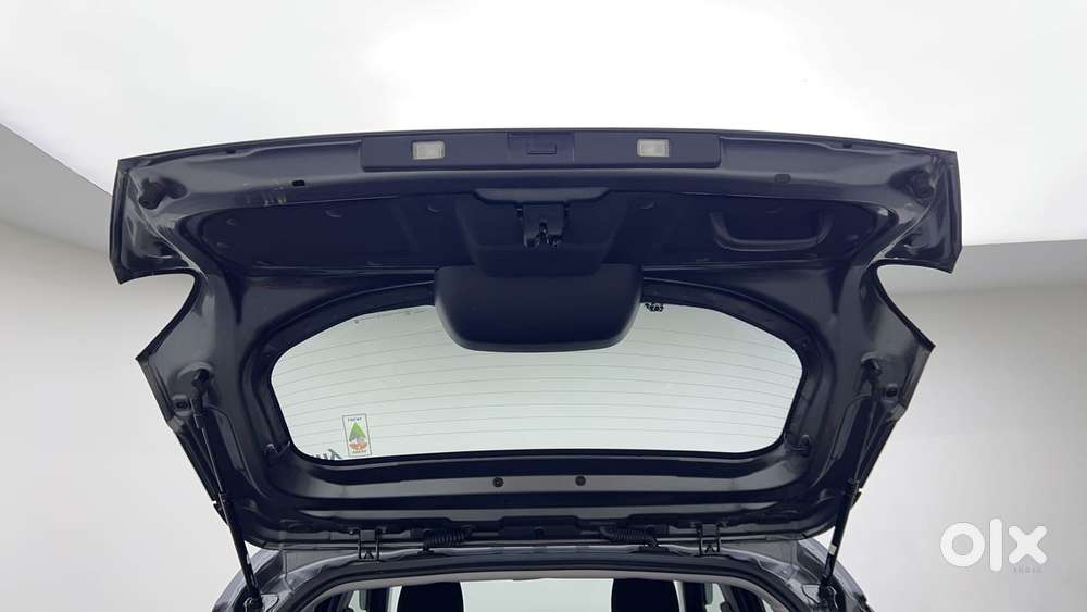 Tata Punch Creative Dual Tone Amt Sunroof, 2024, Petrol