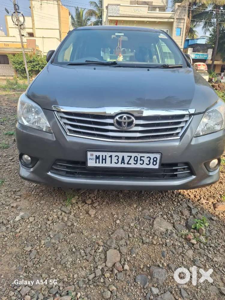 Toyota Innova 2013 Diesel Well Maintained