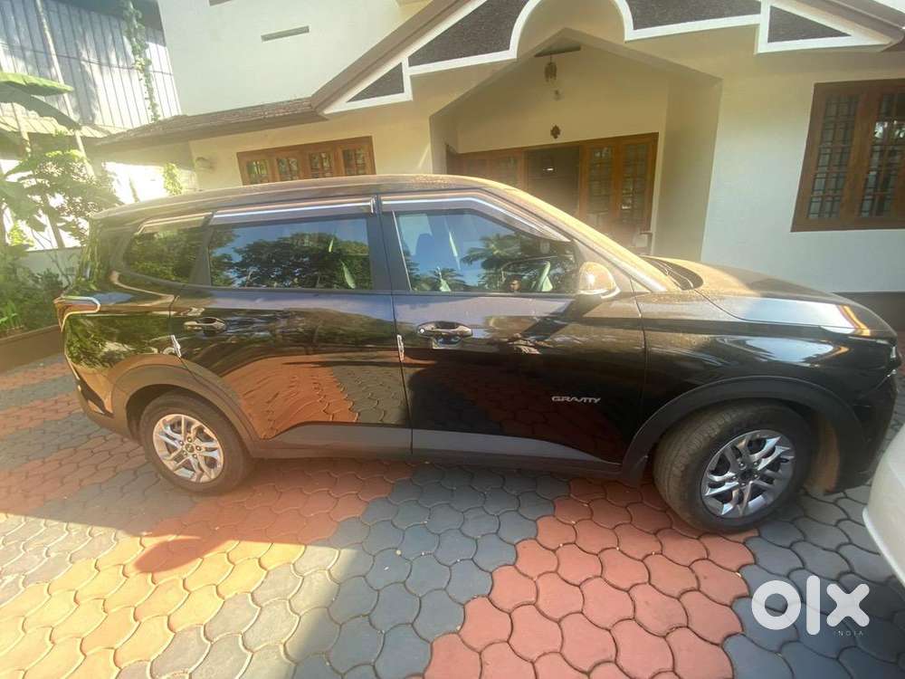 Kia Carens 2024 Imt Petrol Well Maintained