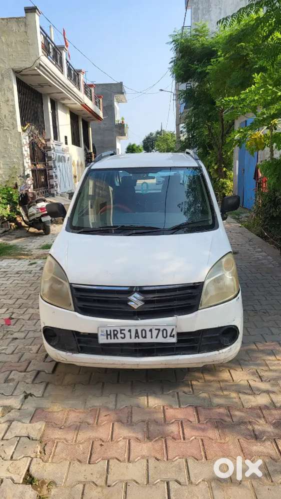 Maruti Suzuki Wagon R December 2011 Company Fitted Cng