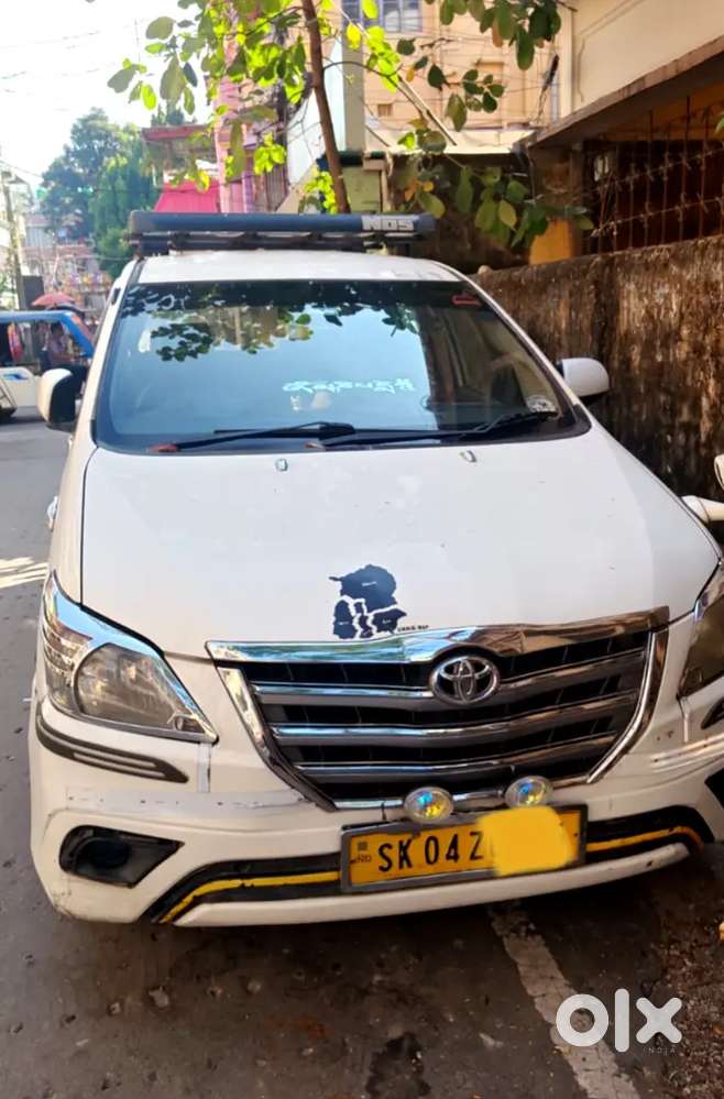 Toyota Innova 2.5 G 2015