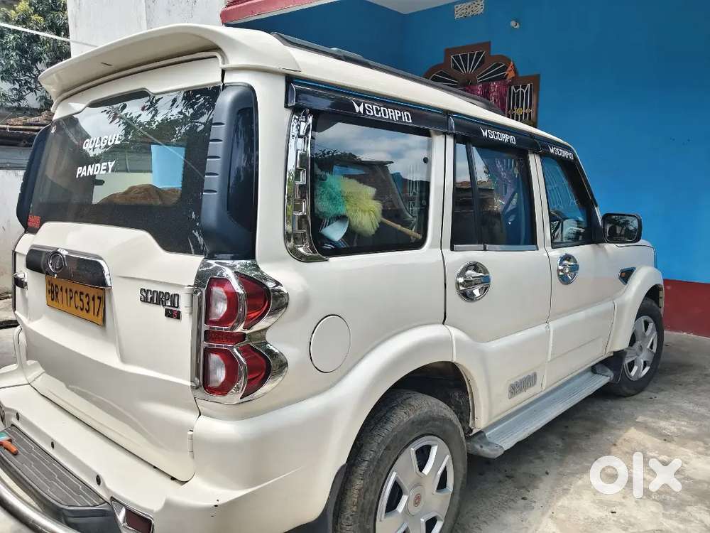 Mahendra Scorpio S5
