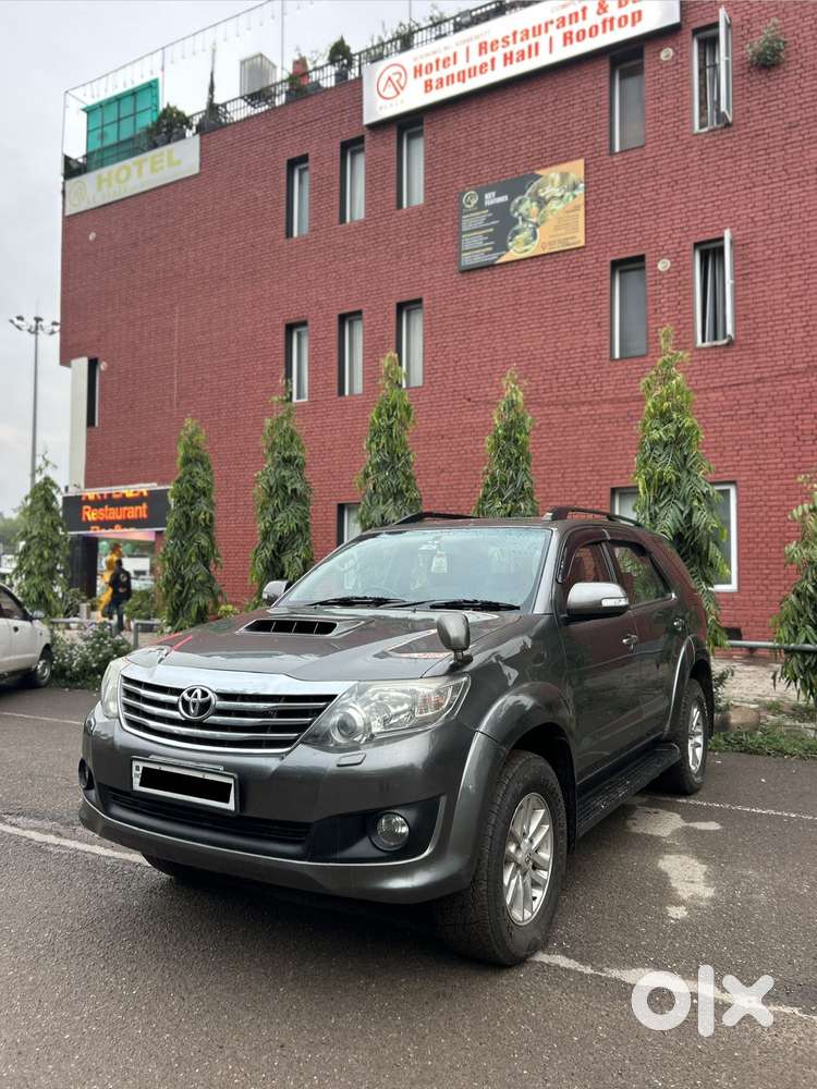 Toyota Fortuner 3.0 4x2 Automatic, 2014, Diesel