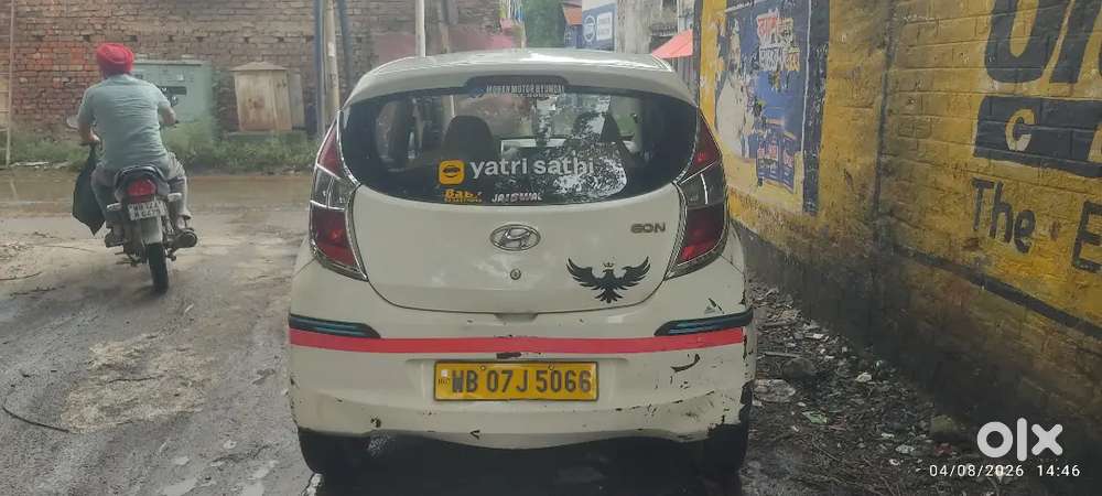 Hyundai Eon 2018 Petrol 120000 Km Driven