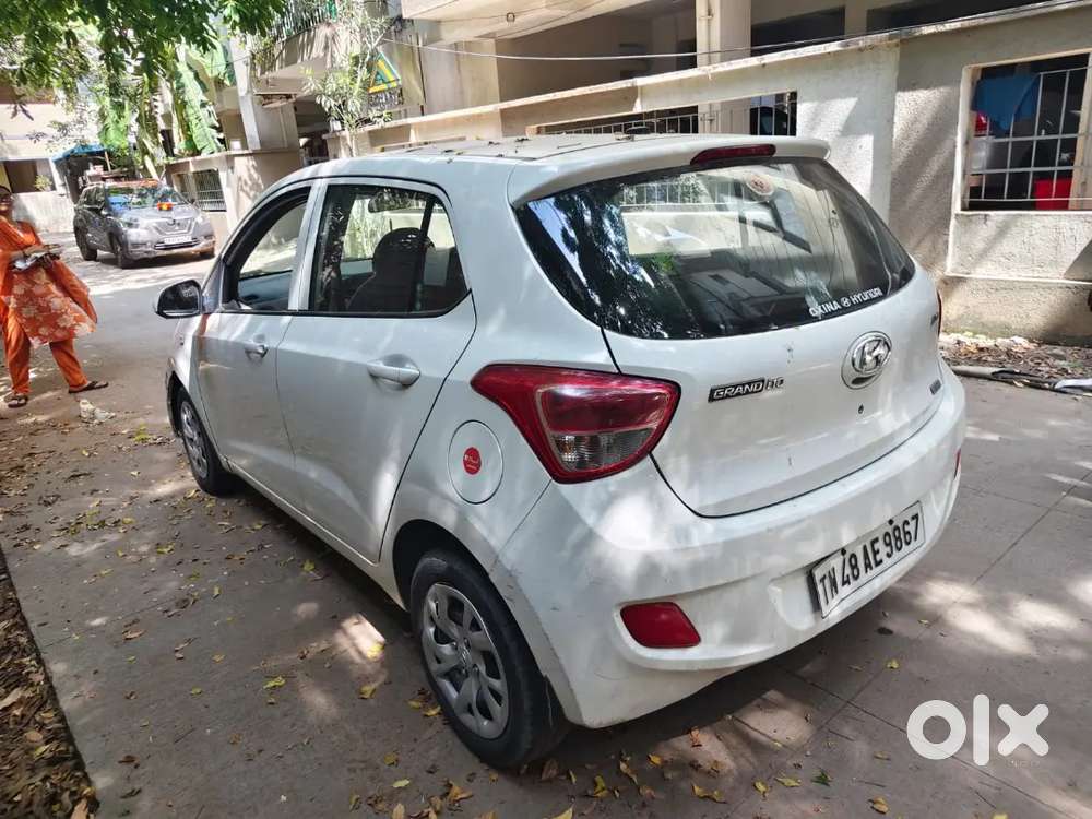 Hyundai I10 2016 Petrol 42500 Km Driven