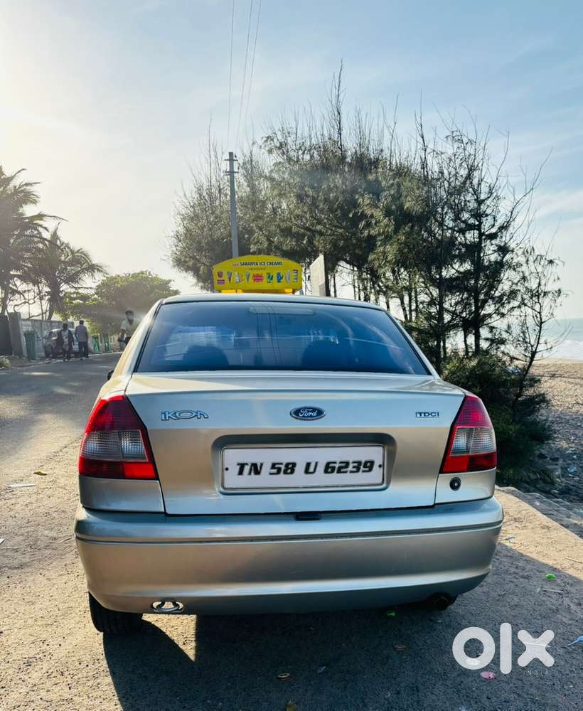 Ford Ikon 1.4 Zxi 2009 Model
