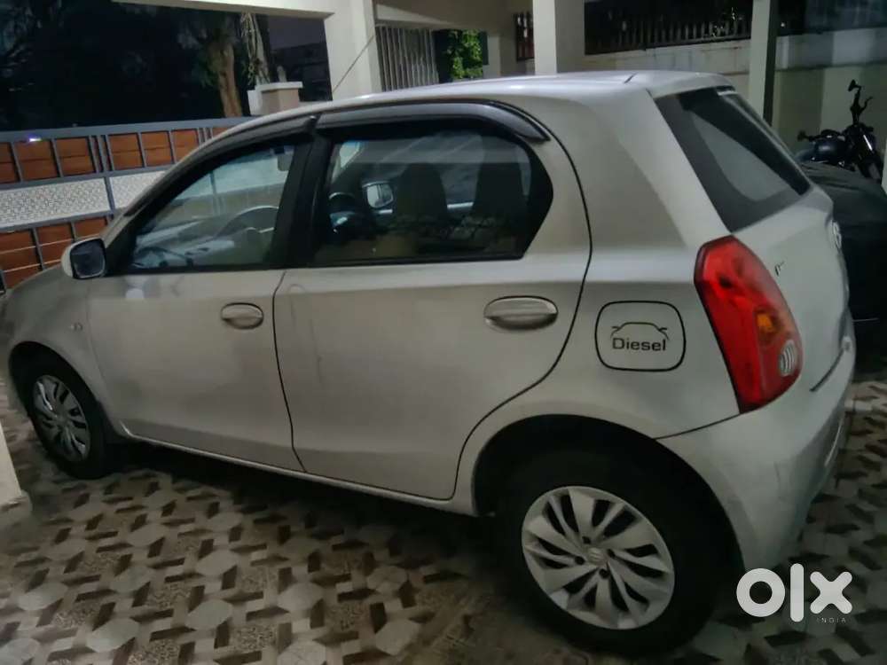 Toyota Etios Liva 2012