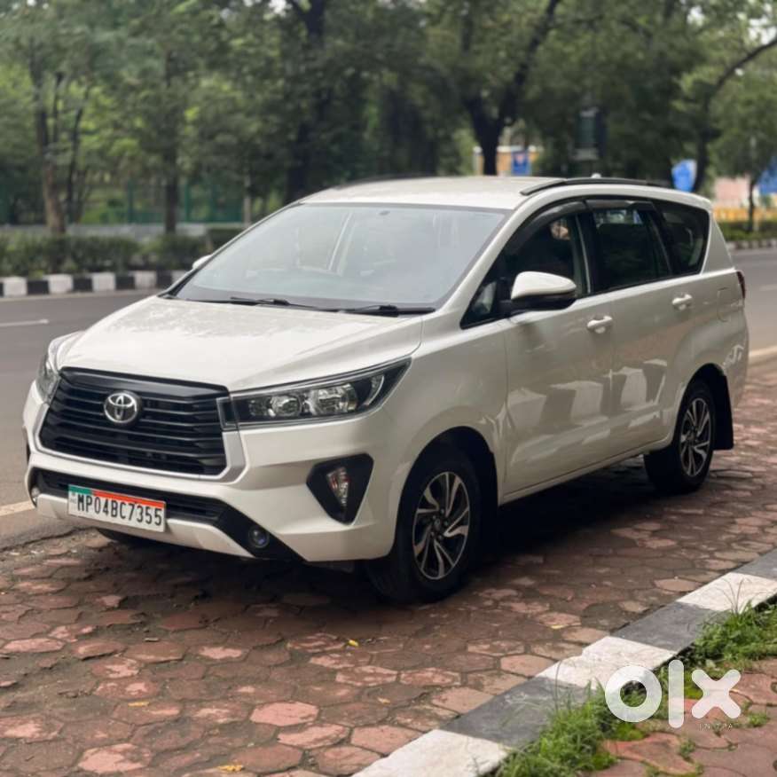 Toyota Innova Crysta 2.4 G Plus Mt 7 Str, 2021, Diesel