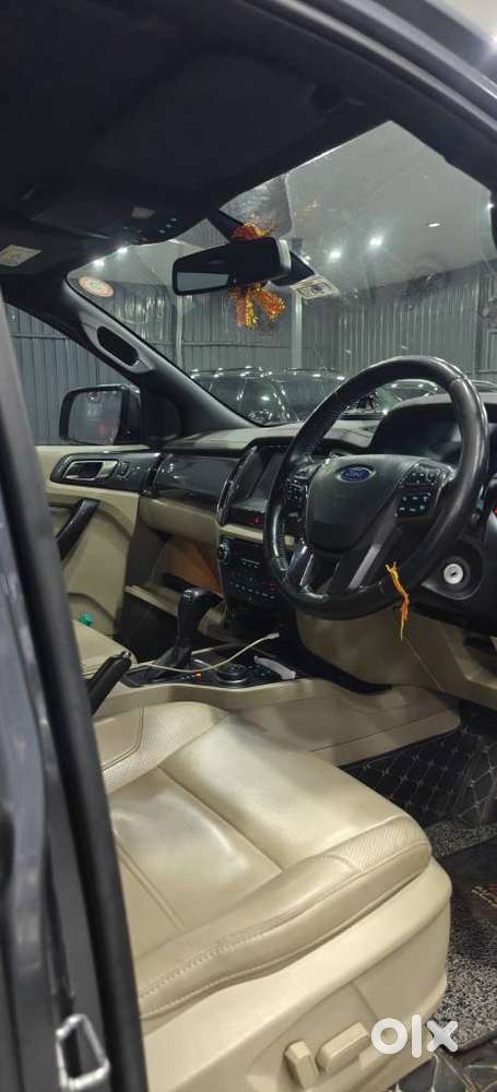 Ford Endeavour 3.2 Titanium 4x4 At, 2017, Diesel