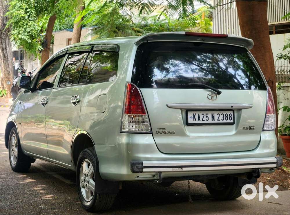 Toyota Innova 2.5 G (diesel) 7 Seater Bs Iv, 2005, Diesel