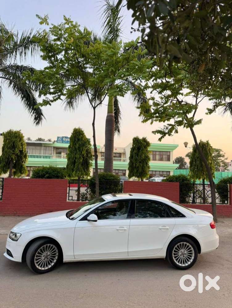 Audi A4 1.8 Tfsi Premium With Sunroof, 2016, Diesel