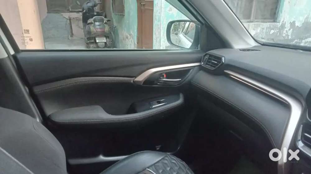 Maruti Suzuki Grand Vitara 2025 Petrol 28000 Km Driven