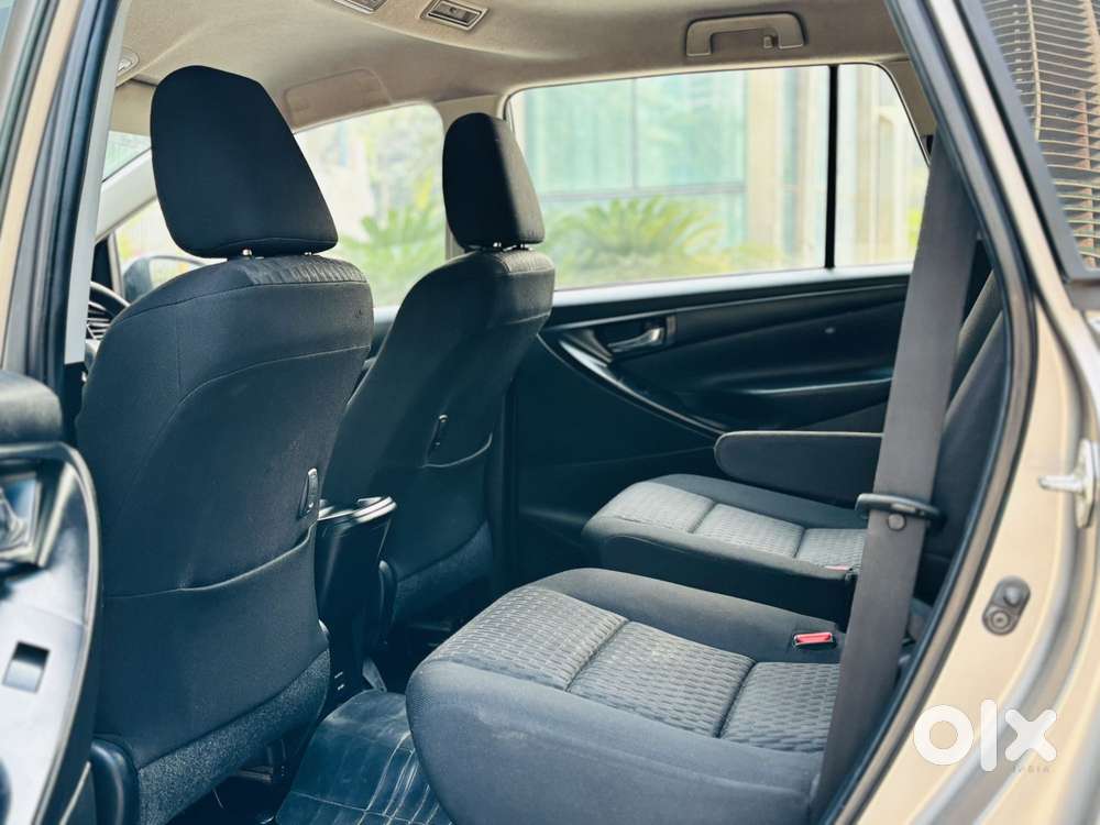 Toyota Innova Crysta [2020-ongoing] 2.4 Gx 7 Str, 2019, Diesel