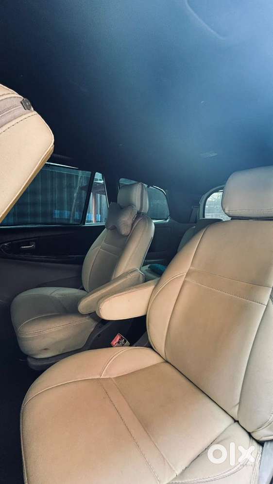 Toyota Innova Diesel 2011