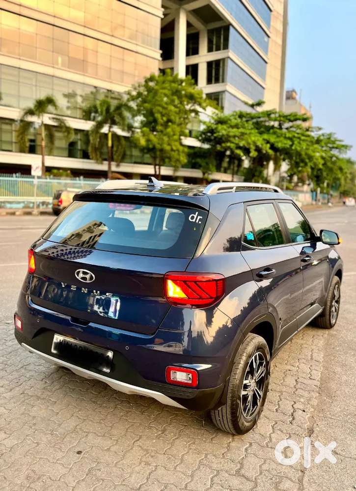 Hyundai Venue 1.2 S 2021 Petrol Manual 2022 Ragistration