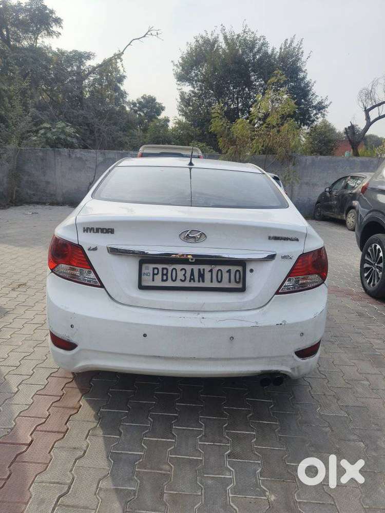 Hyundai Verna 1.6 Sx Crdi, 2012, Diesel