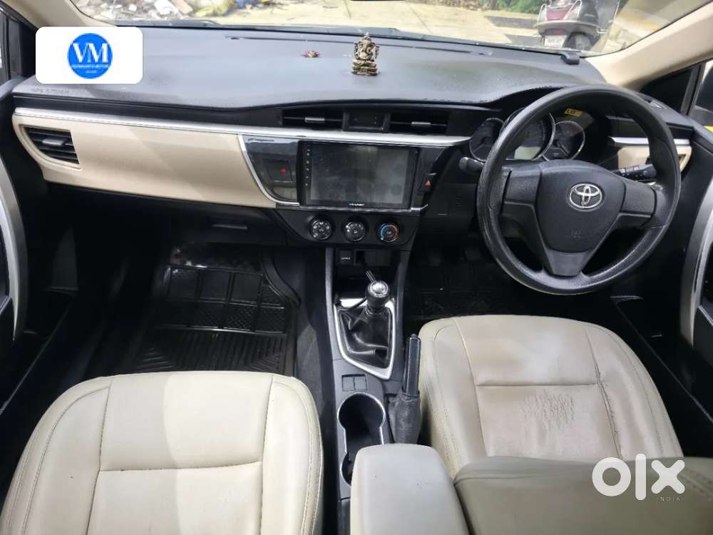 Toyota Corolla Altis [ ] 1.8 J, 2015, Petrol