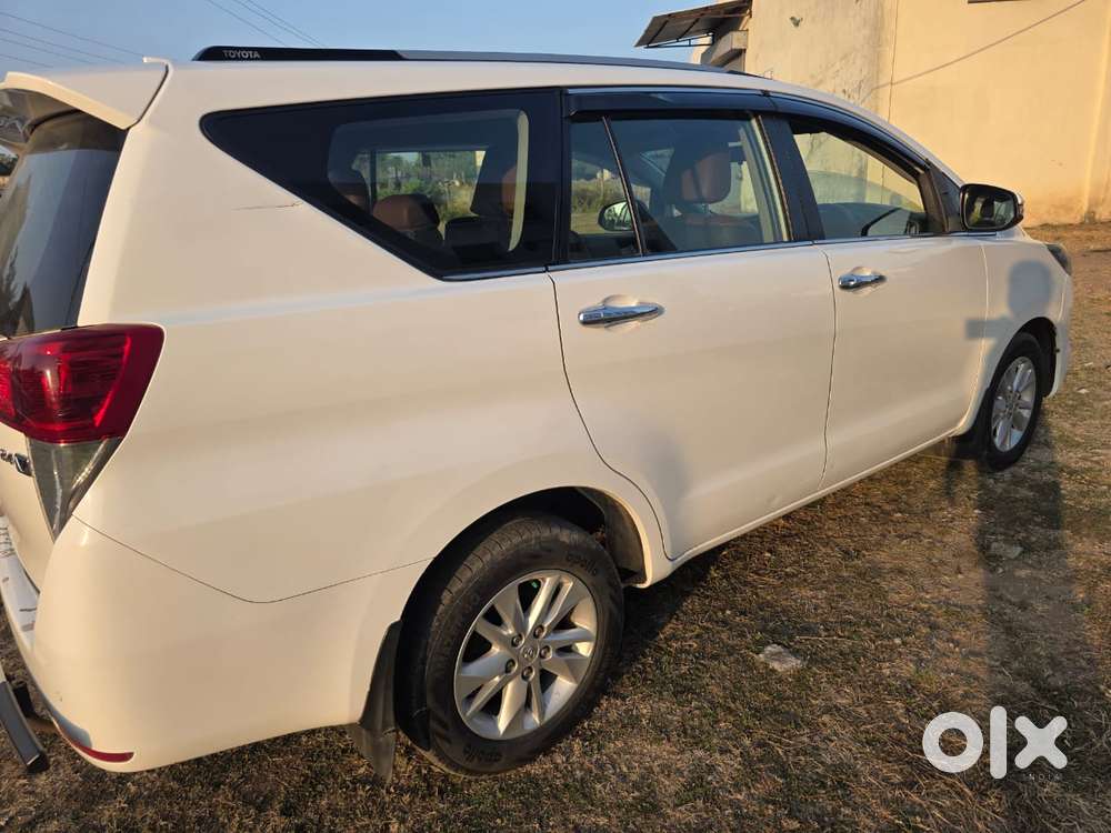Toyota Innova Crysta 2.4 V 8 Str, 2019, Diesel