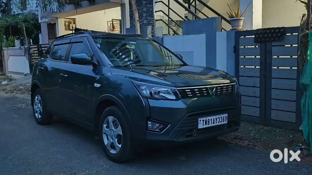 2024 Xuv300 W6 Petrol Mt  1st Owner  24k Km