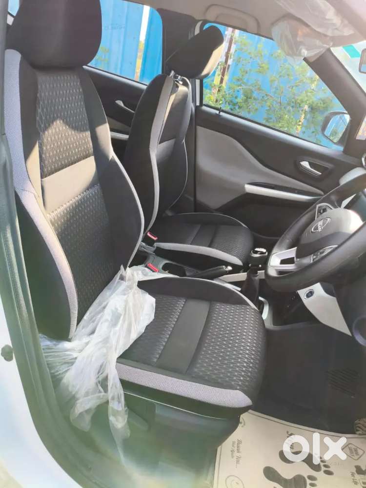 Nissan Magnite 2024 Petrol Well Maintained