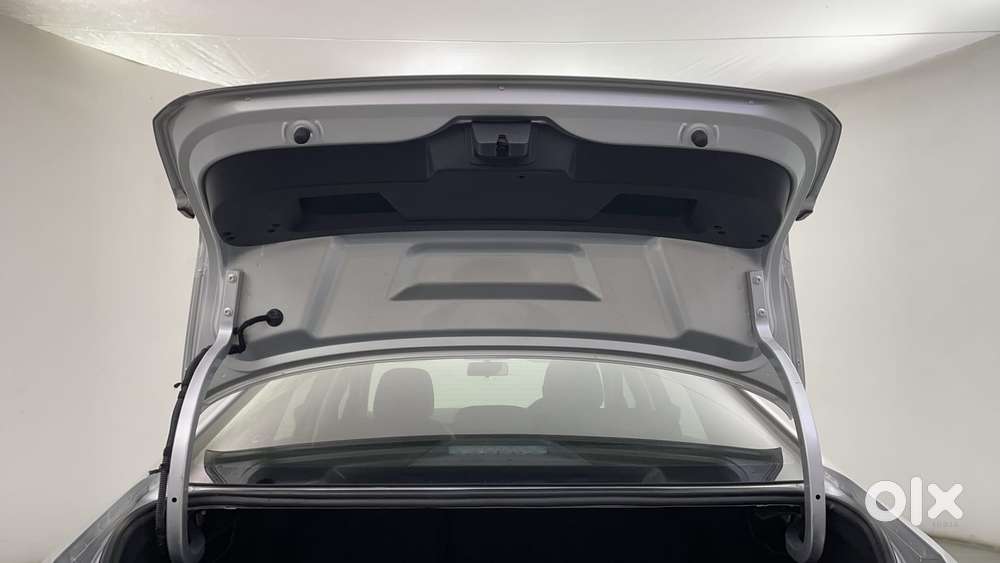 Skoda Slavia Ambition 1.0l Tsi Mt, 2022, Petrol