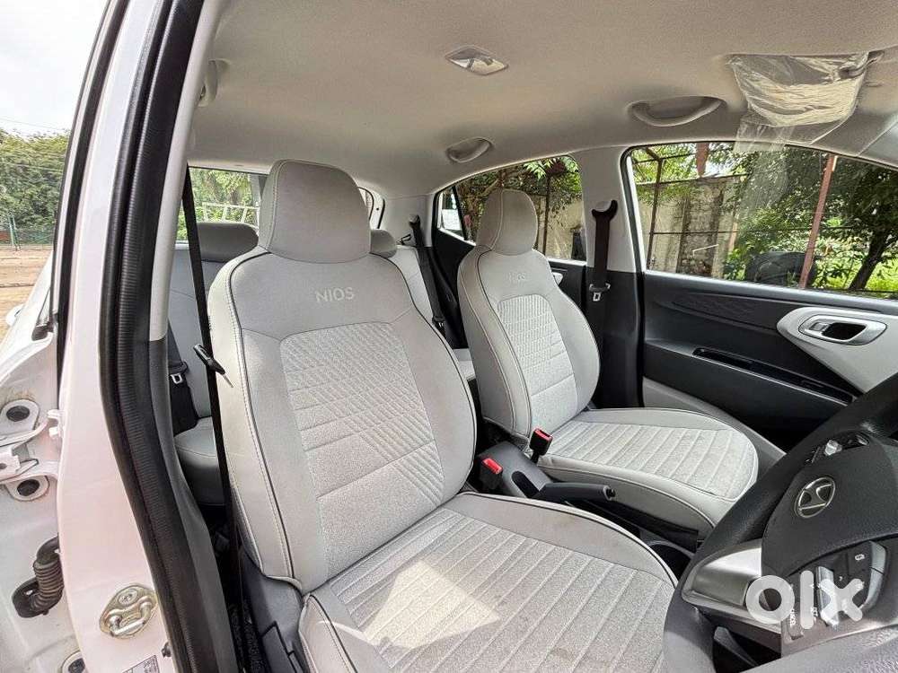 Hyundai Grand I10 Nios Amt Sportz, 2023, Petrol